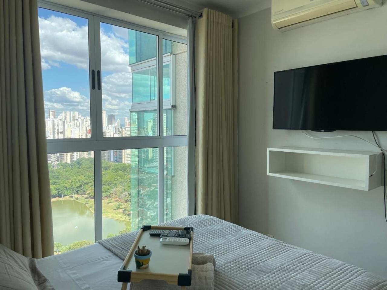Moderno Flat Com Vista Para O Parque Vaca Brava Goiania Exterior photo